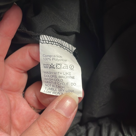 Black shorts. Medium - Picture 3 of 3